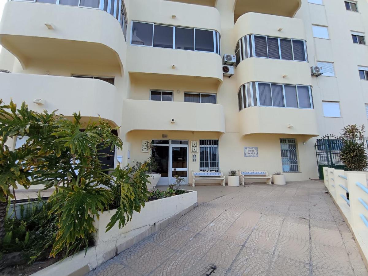 Love Shack Flat In Quarteira Center Luaran gambar