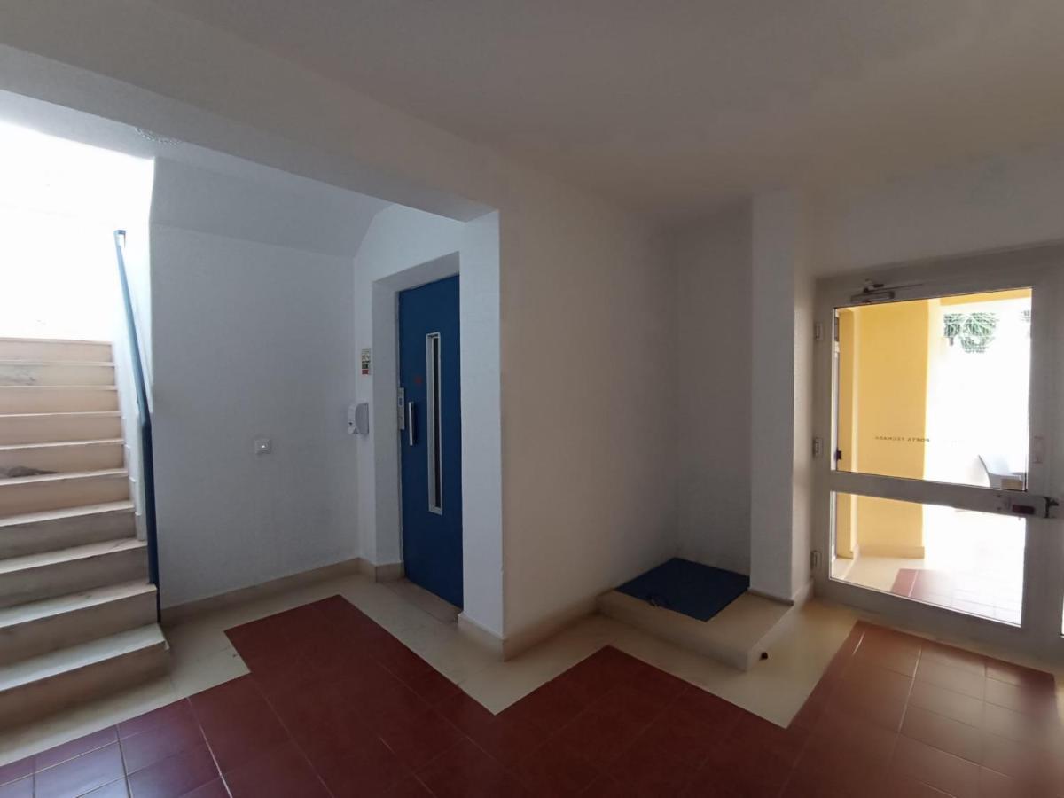 Love Shack Flat In Quarteira Center Luaran gambar